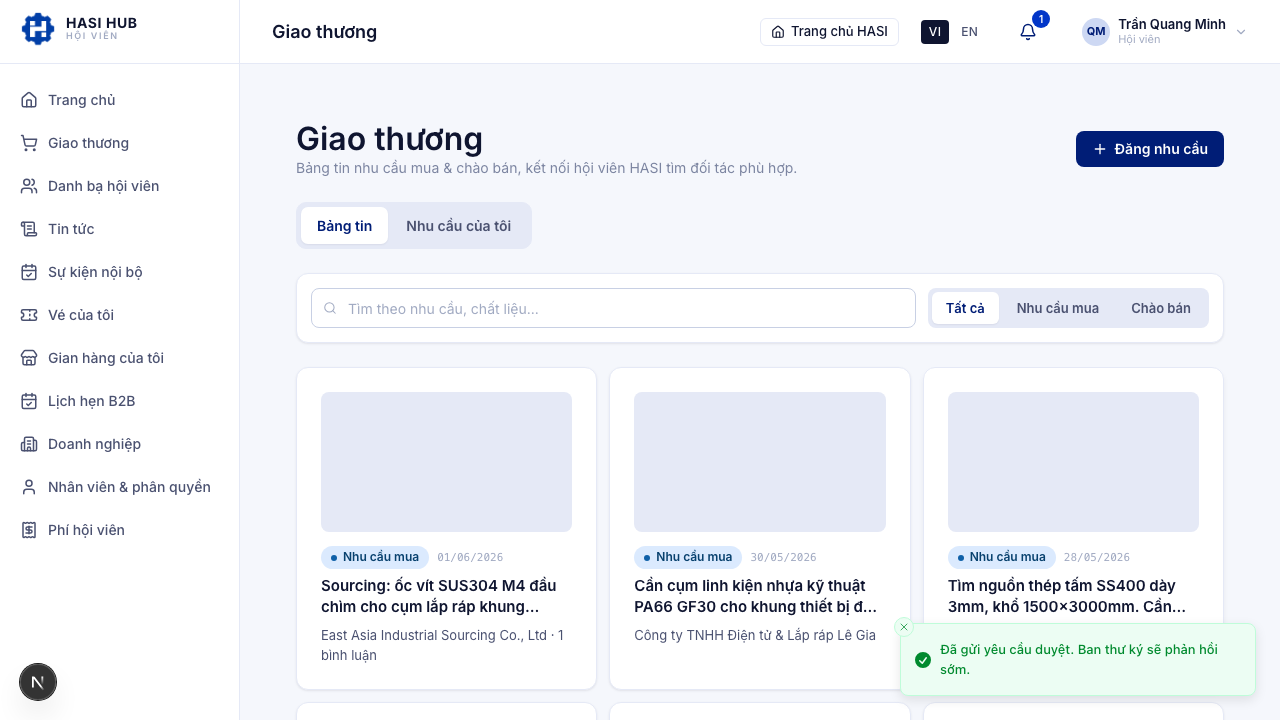 Chân hộp thoại với nút Lưu nháp và Đăng tin