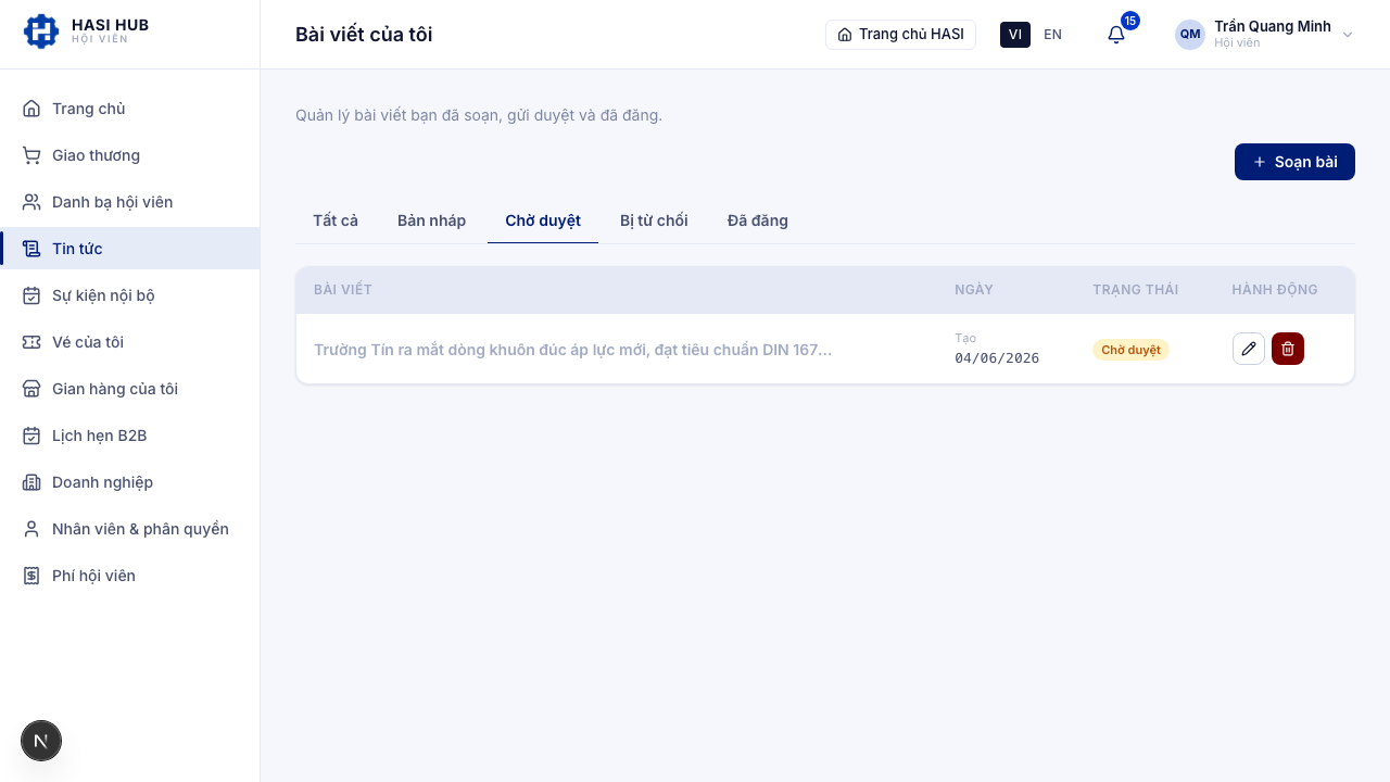 Tab Đã đăng lên hồ sơ với badge trạng thái trên từng dòng bài